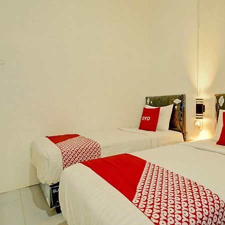 Oyo 92700 D' Ngalau Residence Syariah パヤクンブ エクステリア 写真