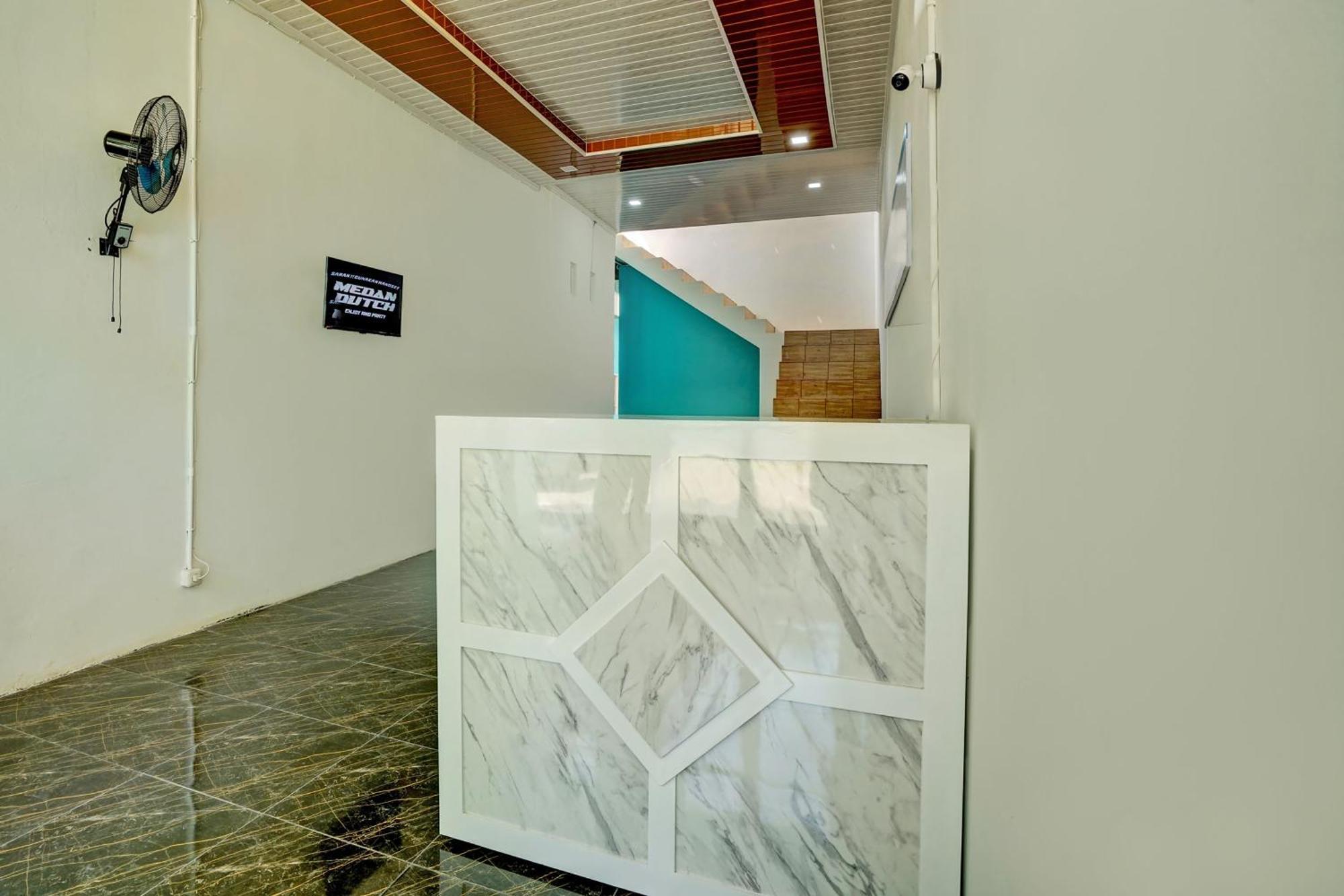 Oyo 92700 D' Ngalau Residence Syariah パヤクンブ エクステリア 写真